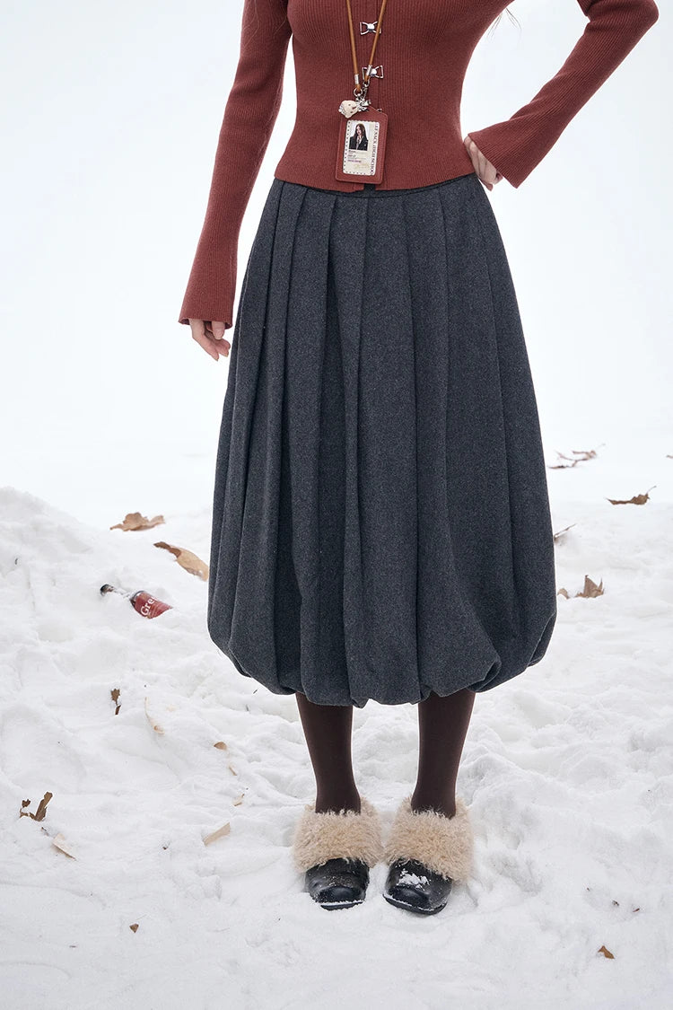 ELFSACK 2025 Dark Gray Pleated Skirt Women, Preppy Elegant Tiered Midi Skirt with Bubble Hem, Winter Mini/Maxi Half Skirt