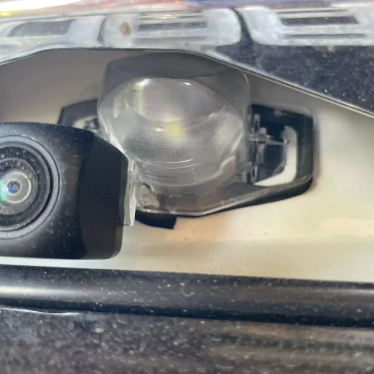 Car Rear View Reverse Camera Bracket License Plate Lights Housing Mount for Honda Fit Jade Odyssey CRV FRV Jazz Logo Stream