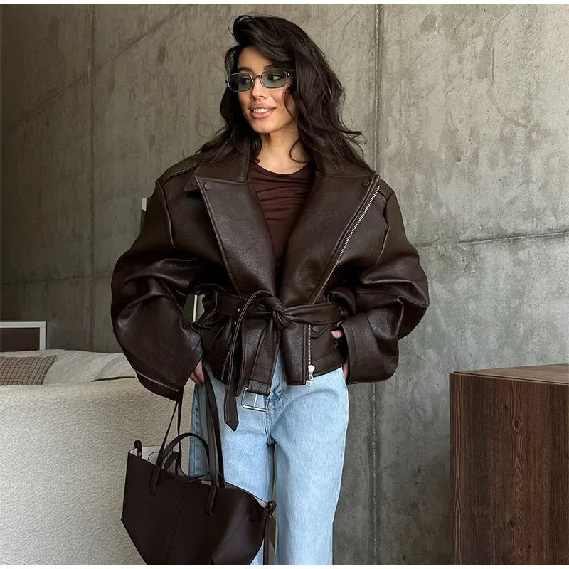 Retro Brown Lace Up Lapel Leather Jacket Women Fashion Zipper Pocket Full Sleeve Short Coat 2025 New Autumn High Street Outwears