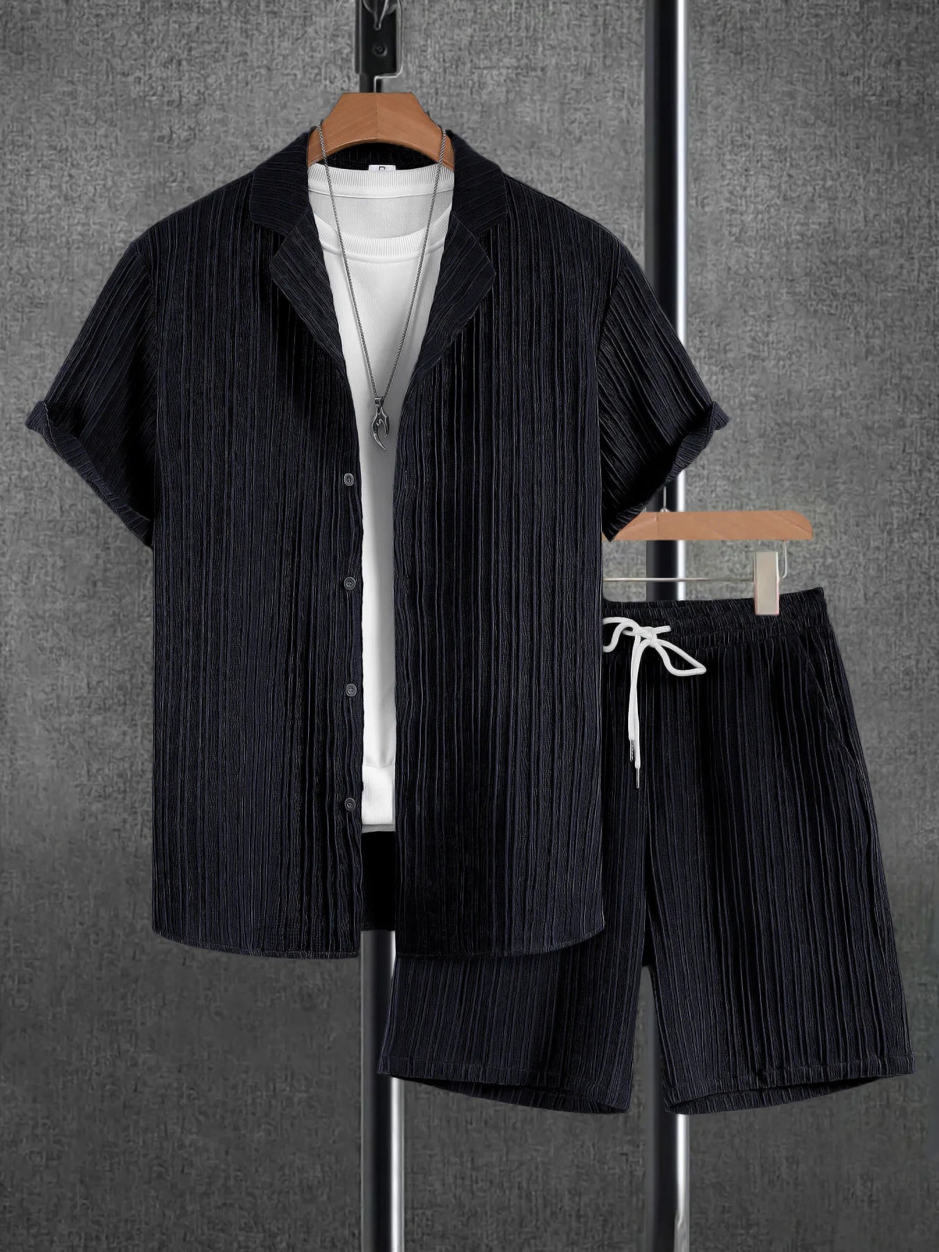 Men's Sophisticated Pleated Set Khaki Textured Cuban Collar Shirt & Elastic Waist Shorts 2 Piece Commute Outfit