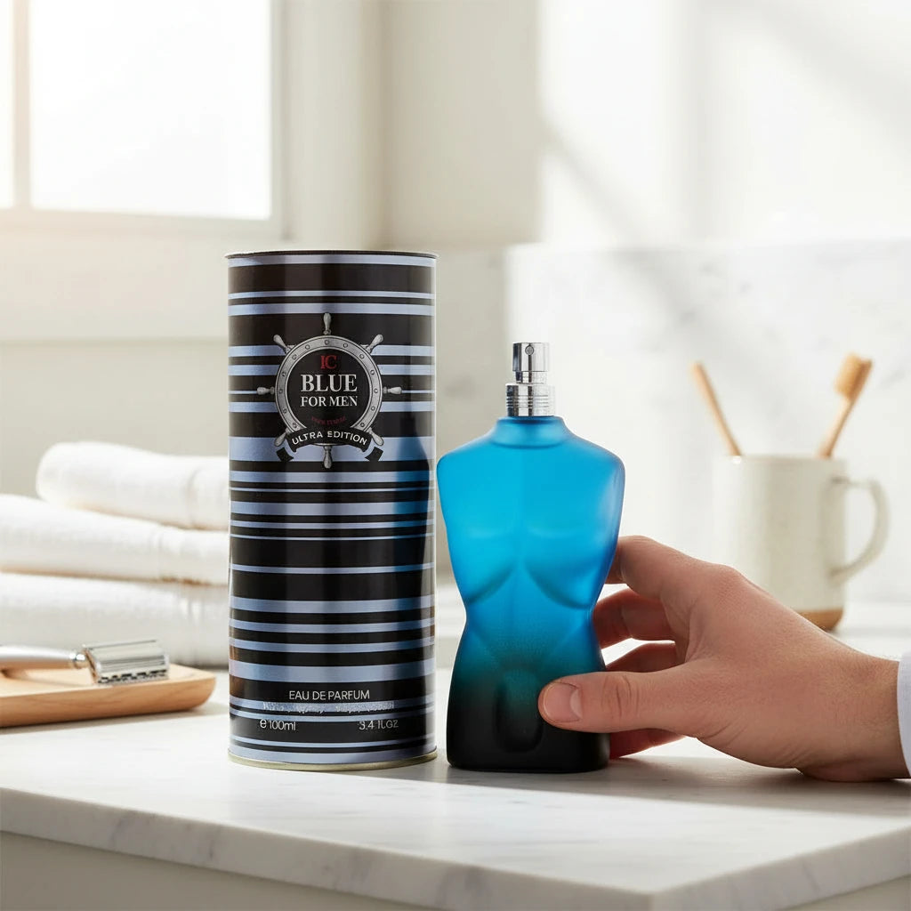 Blue For Men Ultra Edition 100 ml - Fragrance Couture. Eau de Parfum perfume with a fresh, woody and aromatic scent, featuring citrus and spicy notes and an elegant, masculine base.