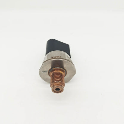 55PP04-01 FUEL RAIL PRESSURE SENSOR FOR LAND ROVER DISCOVERY 3 / JAGUAR S-TYPE / Peugeot 2.7 DIESEL 1570H4,/9655714780 55PP0401