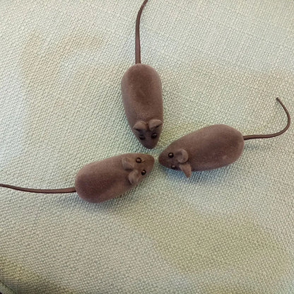 5pcs/lot Pet Cat Toy Rubber False Mouse Cat Toy For Cat Pet Trick Playing Toy Chewing Catch Casual Interactive Funny Cat Product