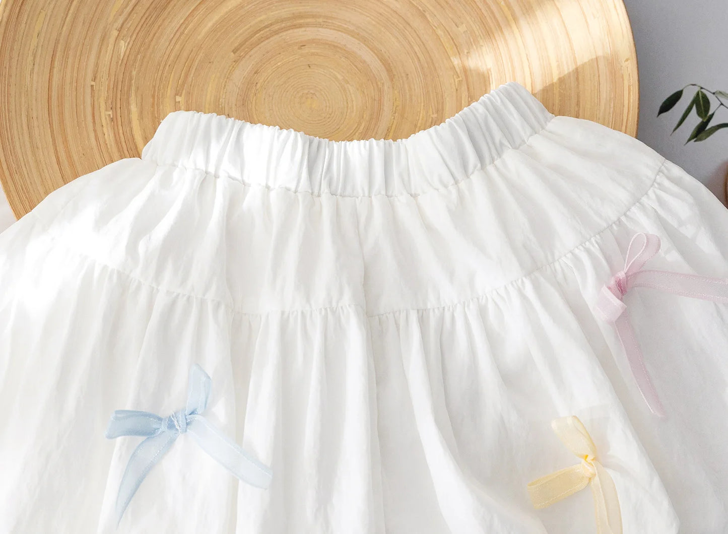 Little girl summer shorts Korean version small fresh solid color bow flower bud pants for women's treasure sweet versatile pants