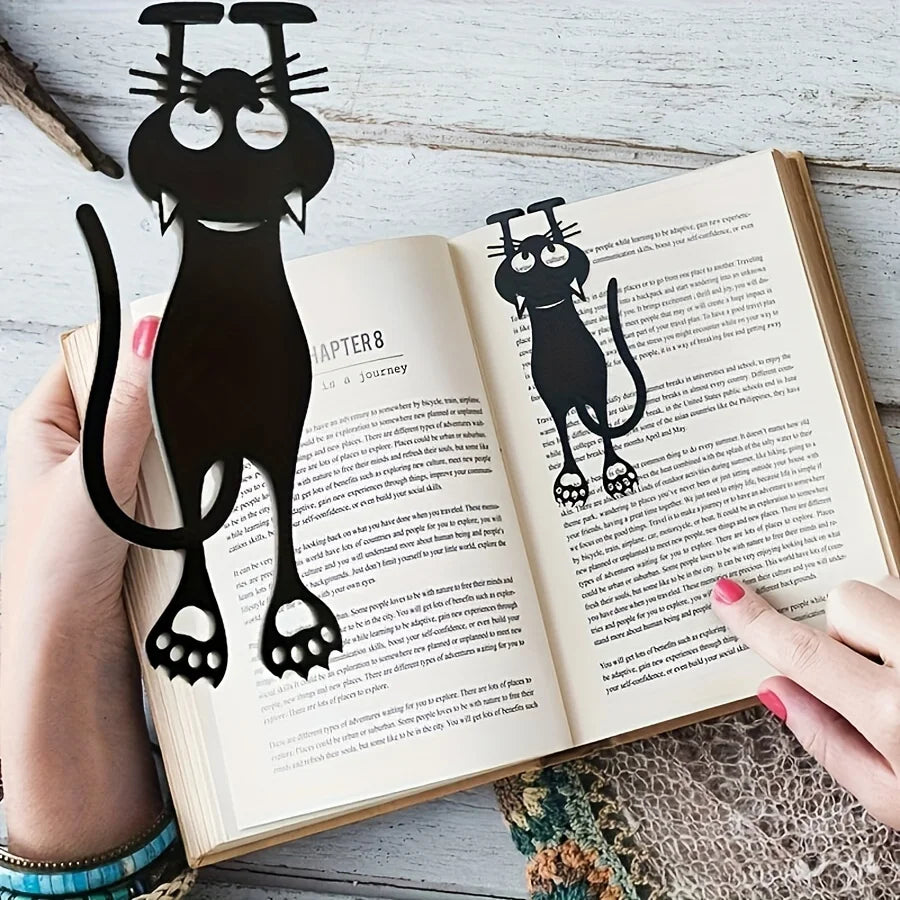 Creative hollowed-out black cat bookmarks, suitable for office, home and school supplies - the perfect gift for book lovers