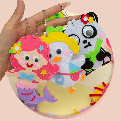 5Pcs Kids DIY Sewing Toys Cartoon Animal Keychain Montessori Arts Crafts Handmade Needlework Kits Early Educational Girls Gifts