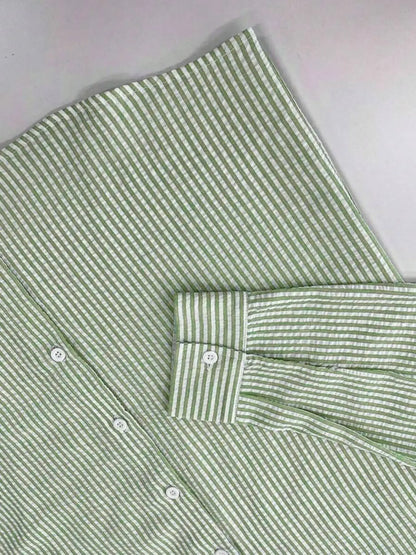 Men's Long Sleeve Striped Shirt with Loose Fit Stylish Comfortable Casual Wear for All Seasons Ideal for Outdoor Activities