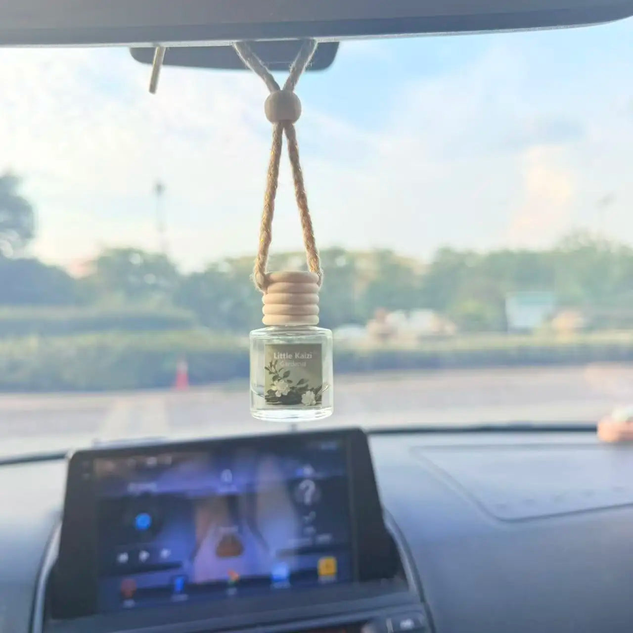 Little kaizi Scented Car Air Freshener - Long Lasting Car Diffuser - Last 60+ Days