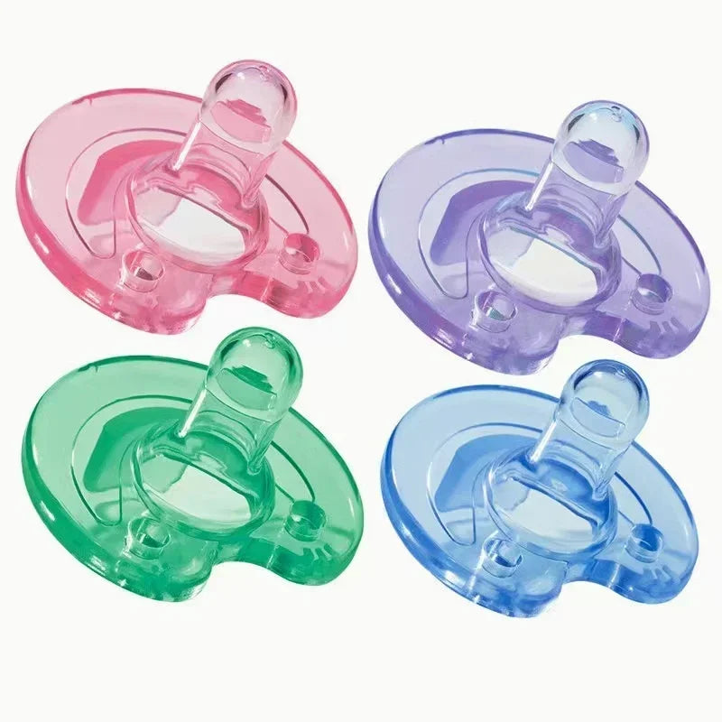 Newborn baby lulls to sleep with a breast milk like pacifier, with a soft silicone pacifier and round head to prevent eating