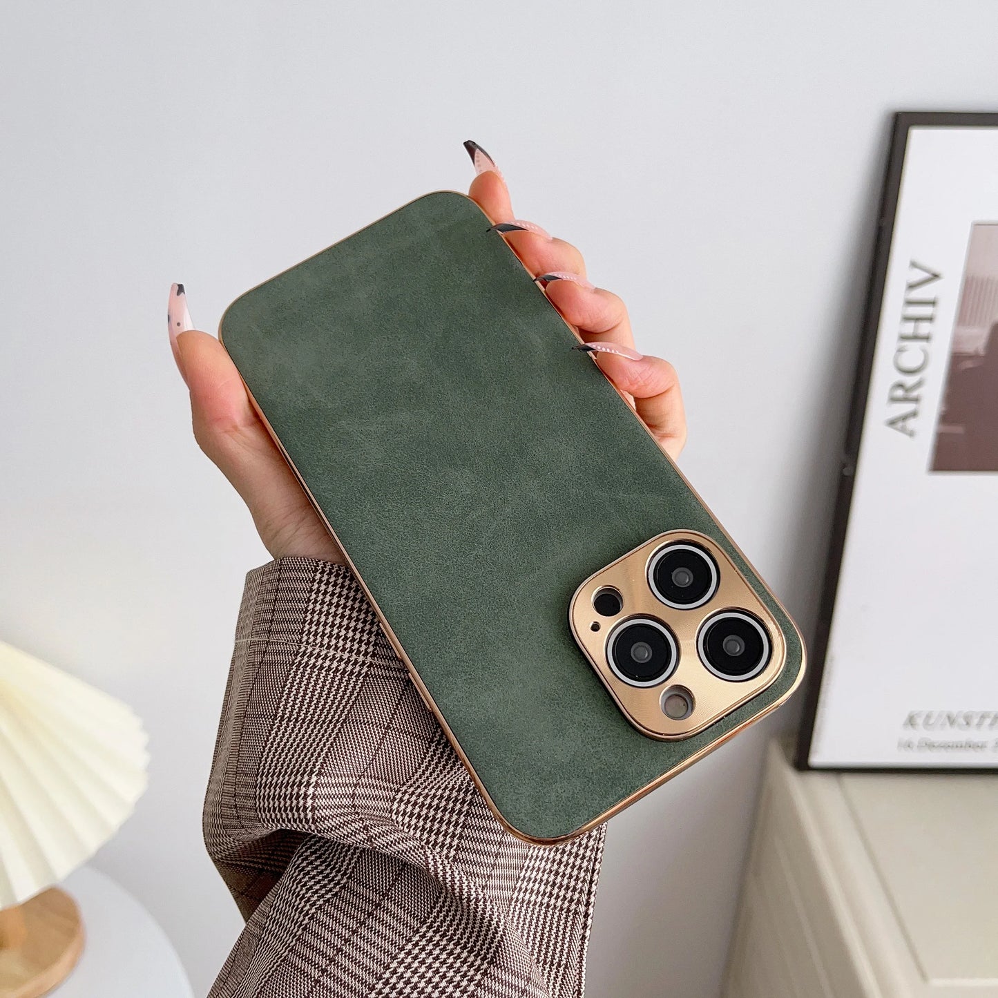 Leather Phone Case For Iphone 13 11 12 14 15 16 17 ProMax Plus Electroplated Frame Lambskin Phone Shell For IPHON 15 16 17Promax