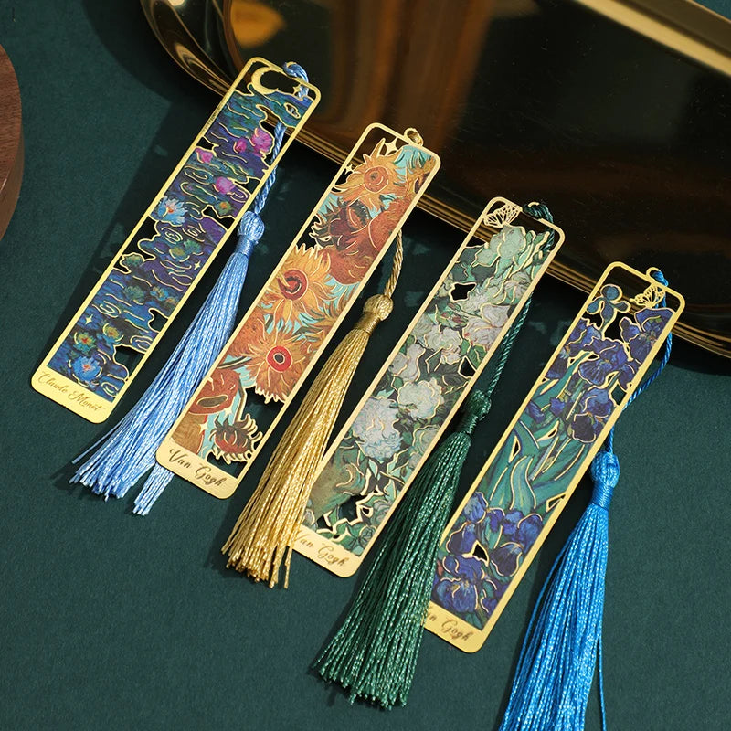 1 PC Retro Floral Painting Metal Bookmark Hollow Bronzing Bookmark With Tassel For Book Club Reader Writers Book Lovers Students