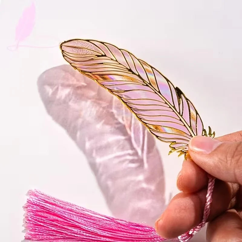 Chinese Style Metal Bookmark with Translucent Peacock Feather & Tassel - Vibrant Colors, Ideal Gift for Teachers/Students