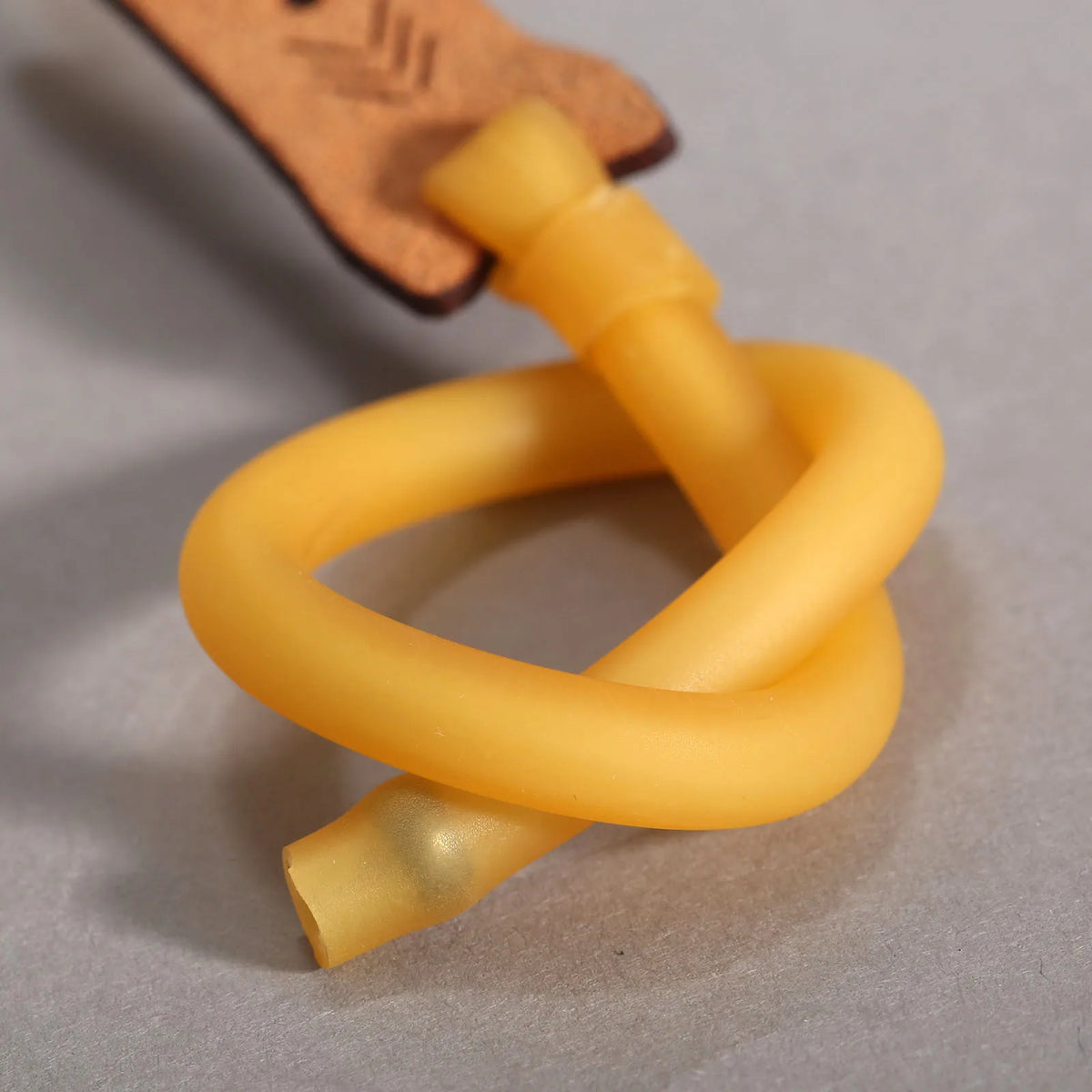 2pcs Slingshot Card Bead Rubber Band Slingshot Replaces Elastic Rubber Band, Round Rubber Band and Slingshot Accessories