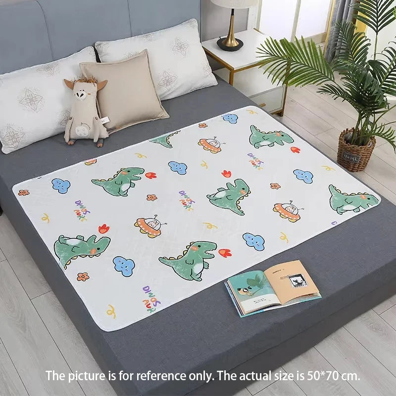 HOMEFISH Washable Mattress Urine Mat for Baby Toddlers Cute Cartoon Bed Protector Diaper Bedding Urine Pads Cloth Breathable