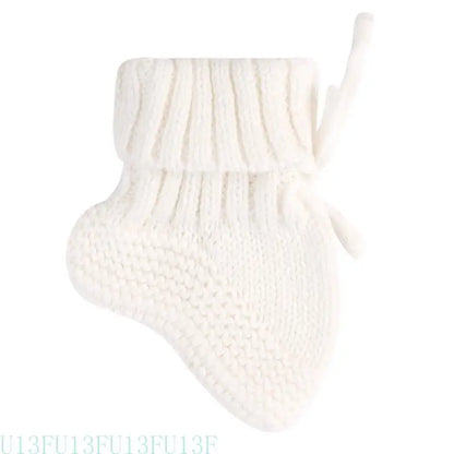 U13F Cosy Hand Crochet Baby Booties and Knitted Hat Set for Newborns Soft and Warm Knitting Socks Bonnet for 0-6 Months