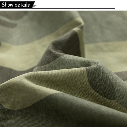 New Men Summer Outdoor Leisure Camouflage Comfortable Shorts Men Elastic Waist Loose Straight High-Quality Design Shorts Male
