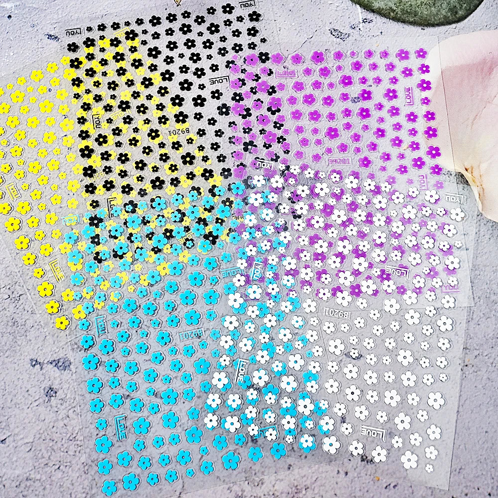 1Pcs 3D Black White 5-Petal Flowers Nail Stickers Mini Florals Self-Adhesive Nail Decals Fresh Bloom Manicure Decorations Slider