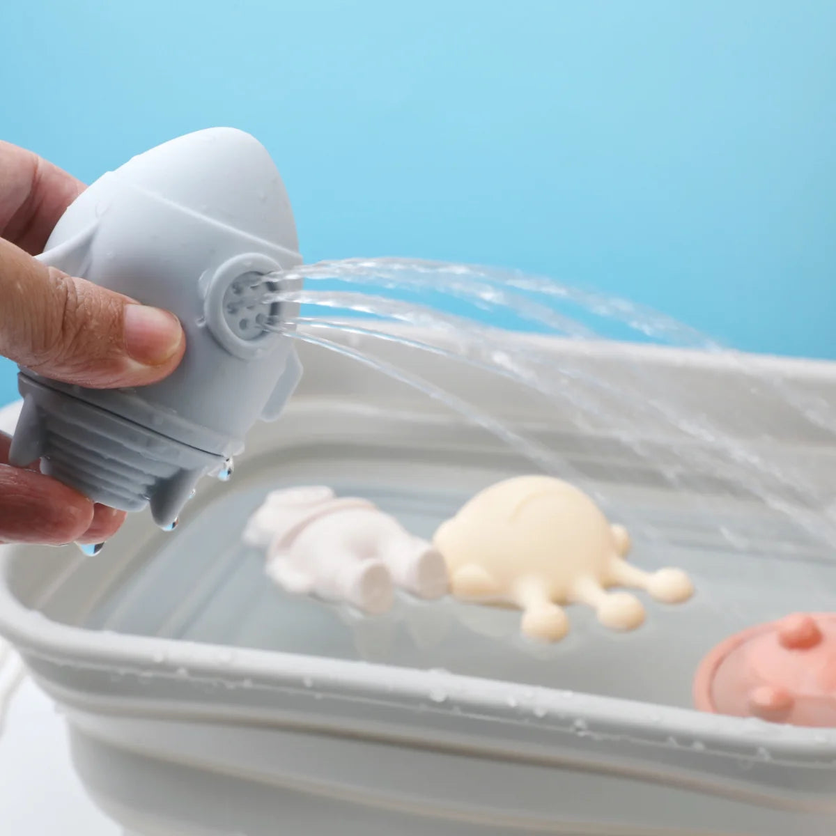 Baby Bath Toys Animal Cute Shape Toddler Water Toys Swim Bathroom Baby Silicone Sprinkler Bathtub Animal Toy Infant Kids Boys