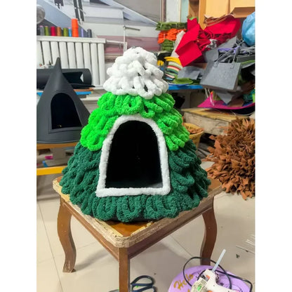 Modern Christmas Tree Cat Tent Knitted Design Warm Pet House for Cats and Kittens Ready to Use Living Room OEM ODM