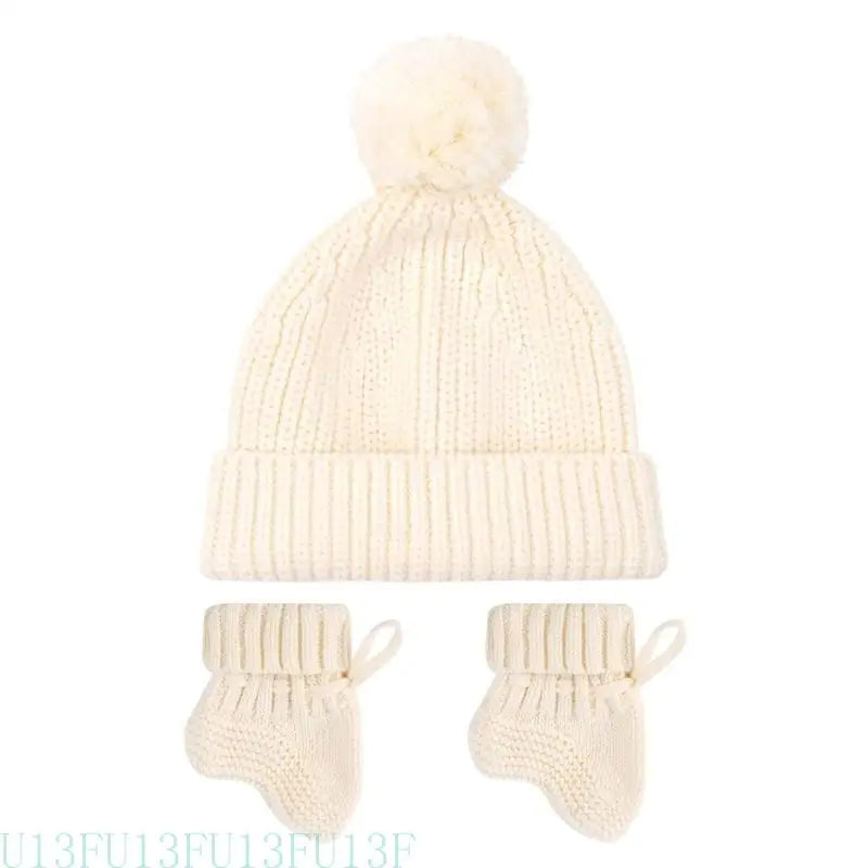 U13F Cosy Hand Crochet Baby Booties and Knitted Hat Set for Newborns Soft and Warm Knitting Socks Bonnet for 0-6 Months