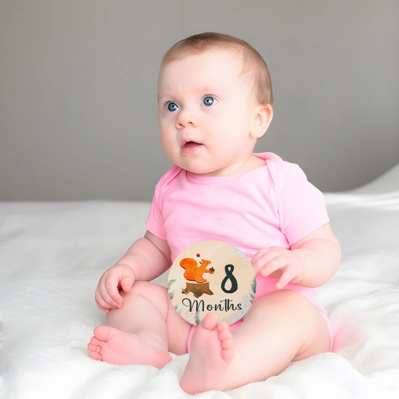 Newborn Baby Growth Milestones 0-12 Months Wooden Card With Box Photo Accessory Cartoon Animal Picture Souvenir Wooden Baby Gift