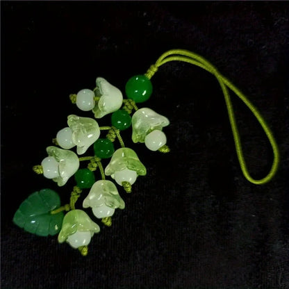 Elegant Floral Glass Keychain With Green Leaf Accents – Charming Nylon Rope Pendant For Women, Perfect For Keys Or Gifts, Floral