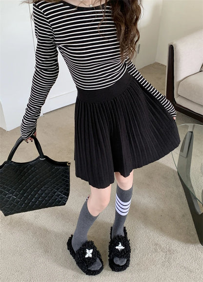 White Knitted Pleated Skirt Women Autumn Winter 2025 New High Waist Mini Skirt Lady's Fashion Korean Solid Women's Short Skirts