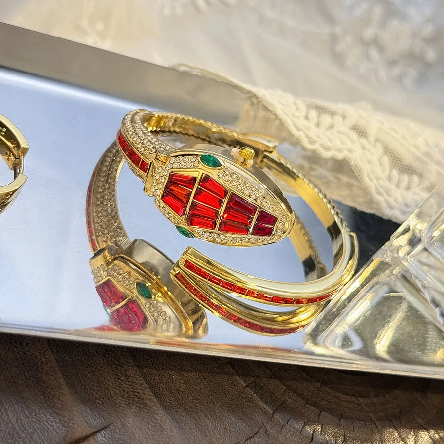 LuxuryDiamondEmbedded Fashionable Snake-Shape Bracelet Watch for Women Elegant Open Handbag Stylish European And American Design