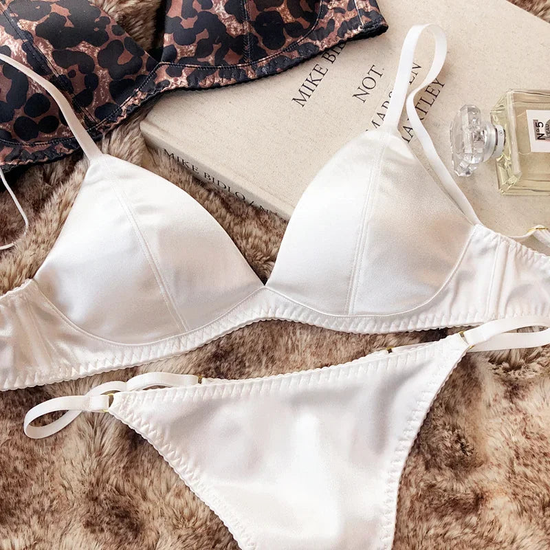 Summer Women Underwear Set Sexy Silken Triangle Cup Wireless Bras French Bralette Seamless Intimates Bra and Thong Lingerie Set