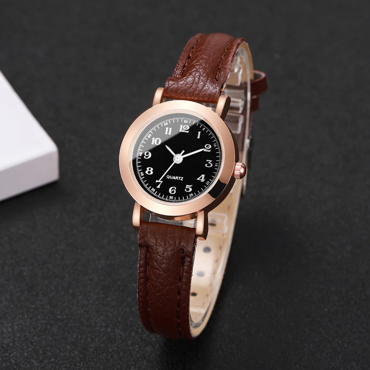 Fashion Small Dial Women Watches Ladies Leather Band Analog Quartz Wristwatch Girls Clock（Without Box）