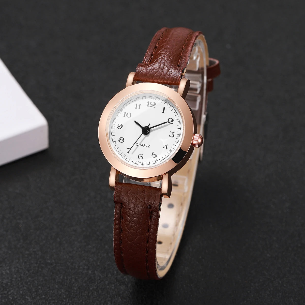 Fashion Small Dial Women Watches Ladies Leather Band Analog Quartz Wristwatch Girls Clock（Without Box）