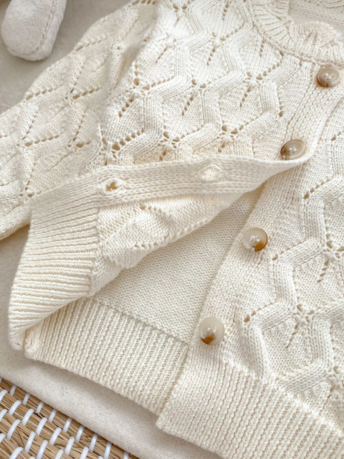 New Baby Girl Autumn Sweater Coat Hollow Knitted Air Conditioner Set Solid Cardigan Shorts Two Piece Set