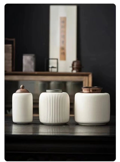 Ceramic Dog Urn Dead Cremation Hair and Teeth Memorial Moisture-proof Cute Cat Urns Sealed Caskets Pet Memorials Products