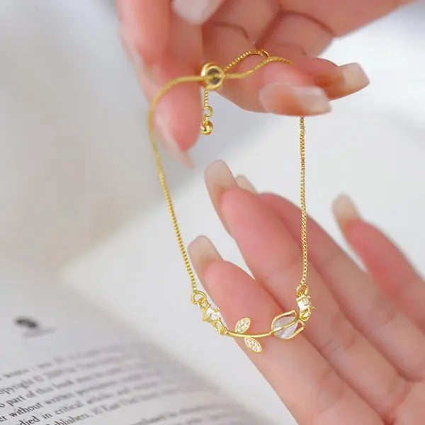 Dainty Flower Geometric Bracelet New High-End Minimalist Zircon Charm Blade Chain Women’s Bracelet Party Jewelry Gift