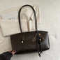 European American Retro Tote Bag, Korean Fashion Shoulder Bags Advanced Simple Handbag New Large Capacity Pendant Versatile Bags