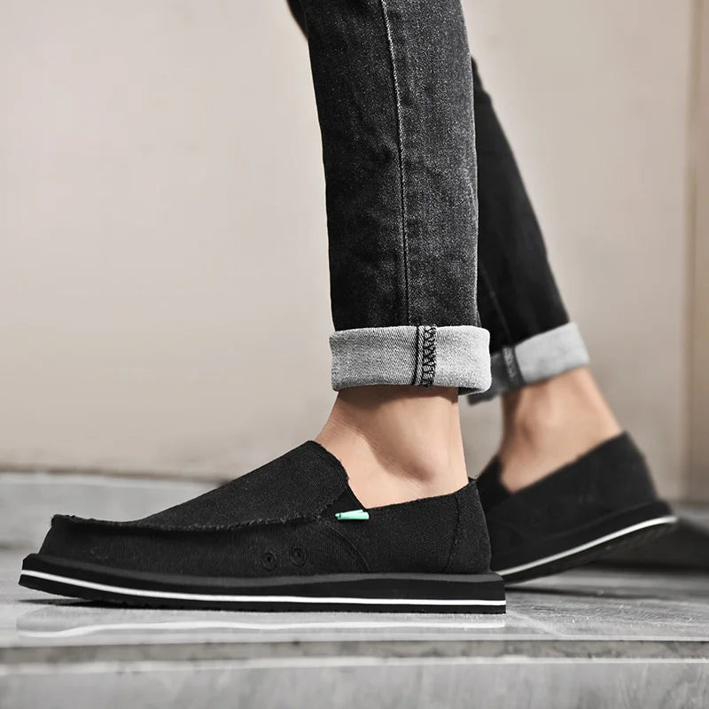 2025 New Spring Handmade Canvas Casual Men Shoes Design Fashion Sneakers Man Loafers Breathable Low Top Flat Shoes Soft Driving