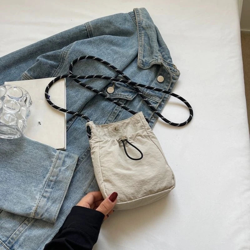 Nylon Crossbody Bag Soft Mini Phone Wallet Multifunctional Square Shoulder Bag Crossbody Purse Canvas Purse Messenger Bag