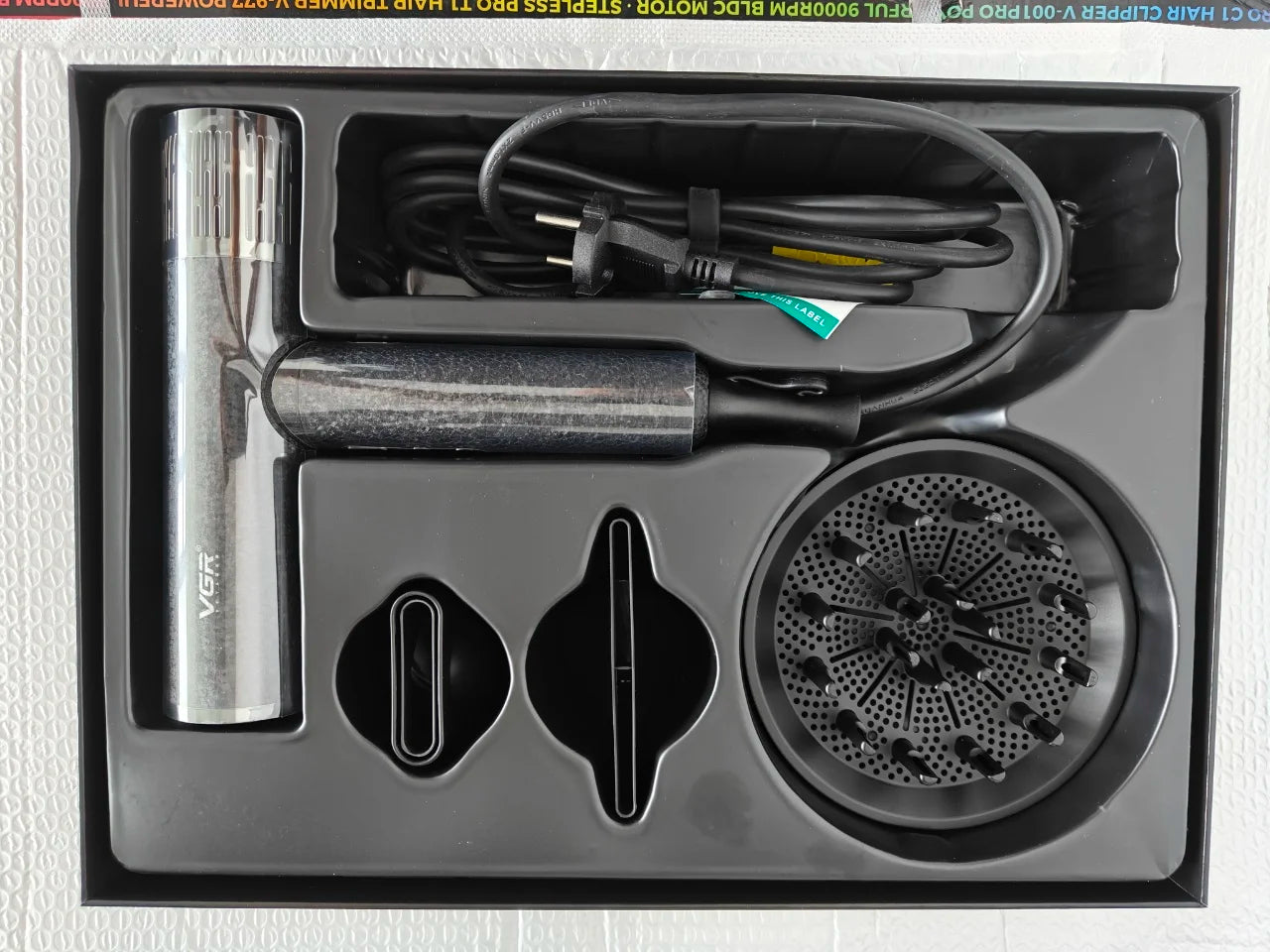 VGR Hair Dryer Professional Powerful Hair Dryer Low Noise Blow Dryer Leafless Electric Hair Blower Barber Salon Tools V-640HD