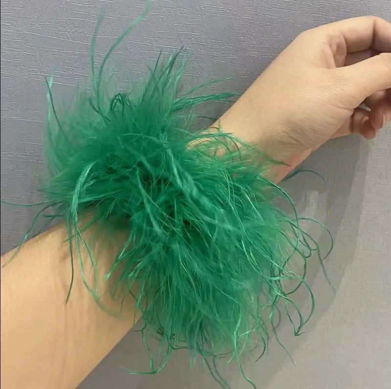 Real Ostrich feather cuff plumes bracelet for women white Cuffs pens Shirt with feathers girls fur cuffs ornament boa plume