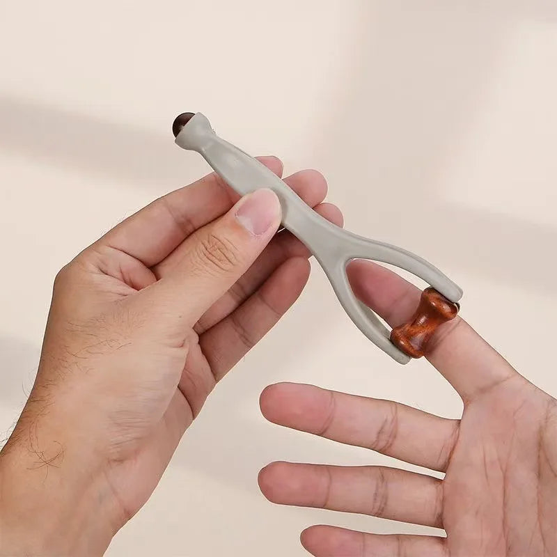 Finger Massager,Hand Massager,Suitable for Carpal Tunnel Syndrome.Hardwood Massage Roller Tool for Hand Discomfort,Stress Relief