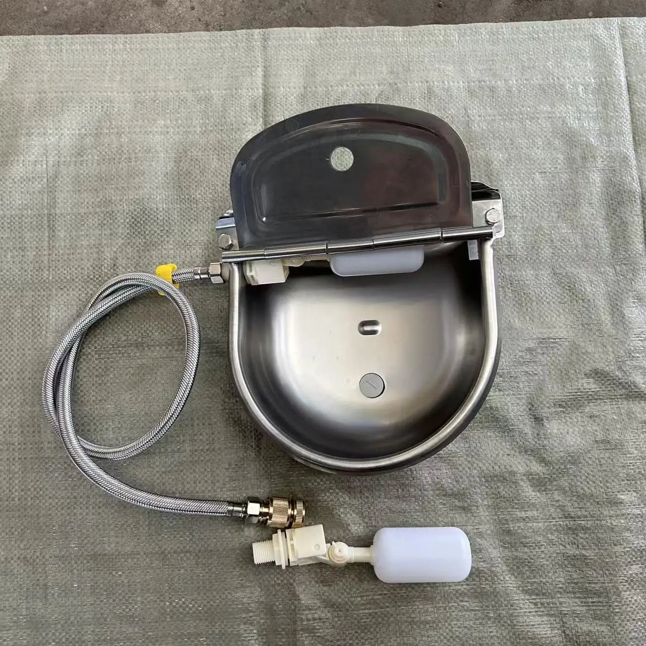 Stainless Steel Automatic Water Dispenser for Dogs - Farm Livestock Cattle Horse Goat Sheep Drinking Bowl
