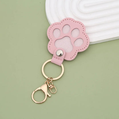 S27 Dog Hair Collector Keychain Leather Pet Memorial Gift Keepsake for Dogs and Cats Fur Storage Pendant Charm Gift Keychain