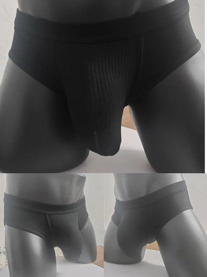 Men's briefs with large pockets are very sexy. Large-space sports underwear for men