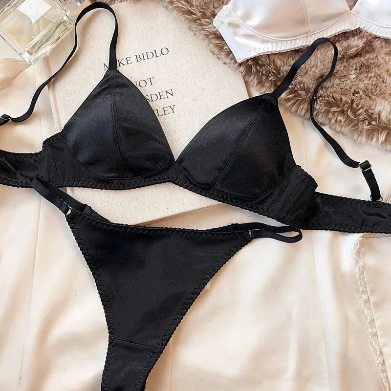 Summer Women Underwear Set Sexy Silken Triangle Cup Wireless Bras French Bralette Seamless Intimates Bra and Thong Lingerie Set