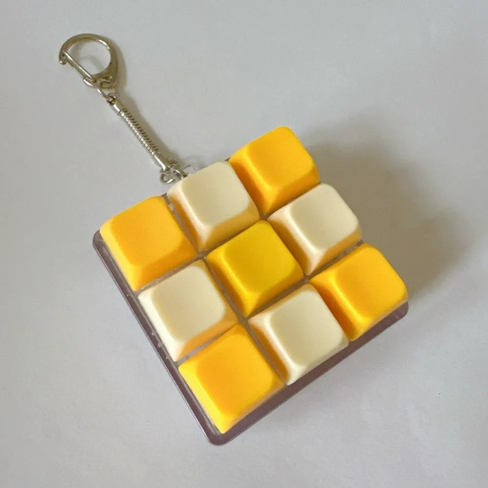 Keys Button Keycap Fidget Keychain Finger Keyboard Caps Toy Decompression Keychain Stress Relief Gadget Pass The Time for Adult