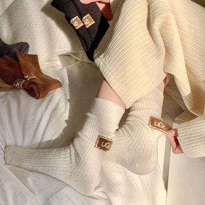 1/3Pairs Winter Thick Warm Padded Socks Solid Color Mid Calf Socks Women’s Casual Embroidered Logo Pile Socks Cold Weather Wear