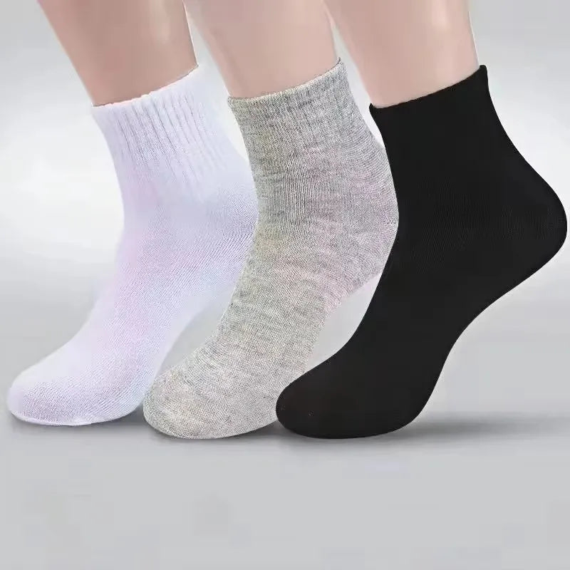 10 Pairs Men‘s Solid Color Mid-Calf Socks Breathable Comfort Sports Casual Work Socks White Black All Seasons EU 37-44 US 6-12