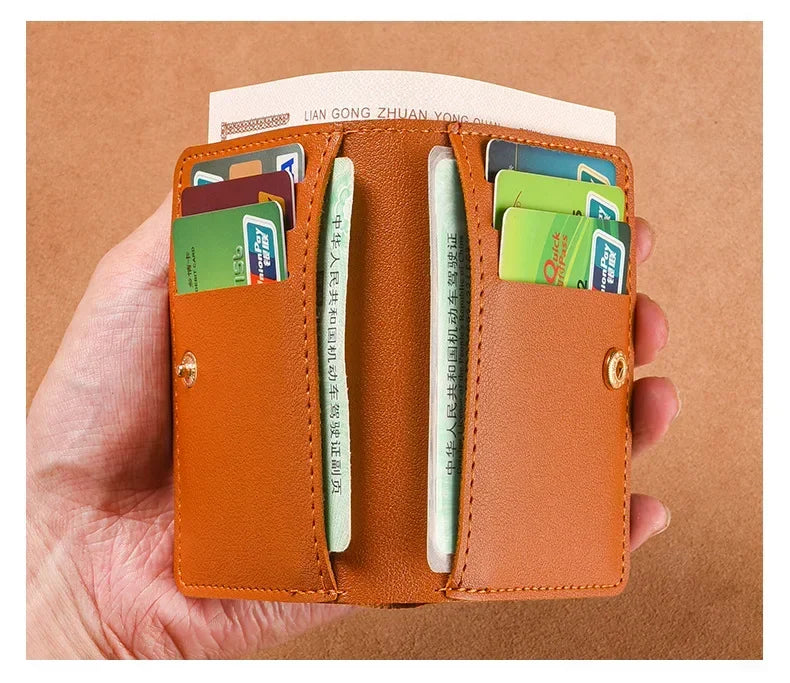 2025 Women's New Simplified Folding Button Small Wallet Soft Leather for Driver's License Male Student Card Bag