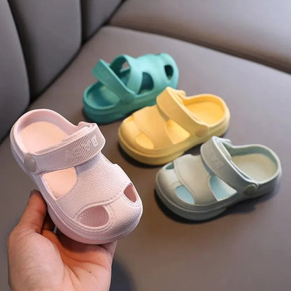 Children's Cave Shoes, Summer Boys, Baby Non-slip Soft Soled Beach Shoes, Girls' Baby Cartoon CHILDREN'S Slippers