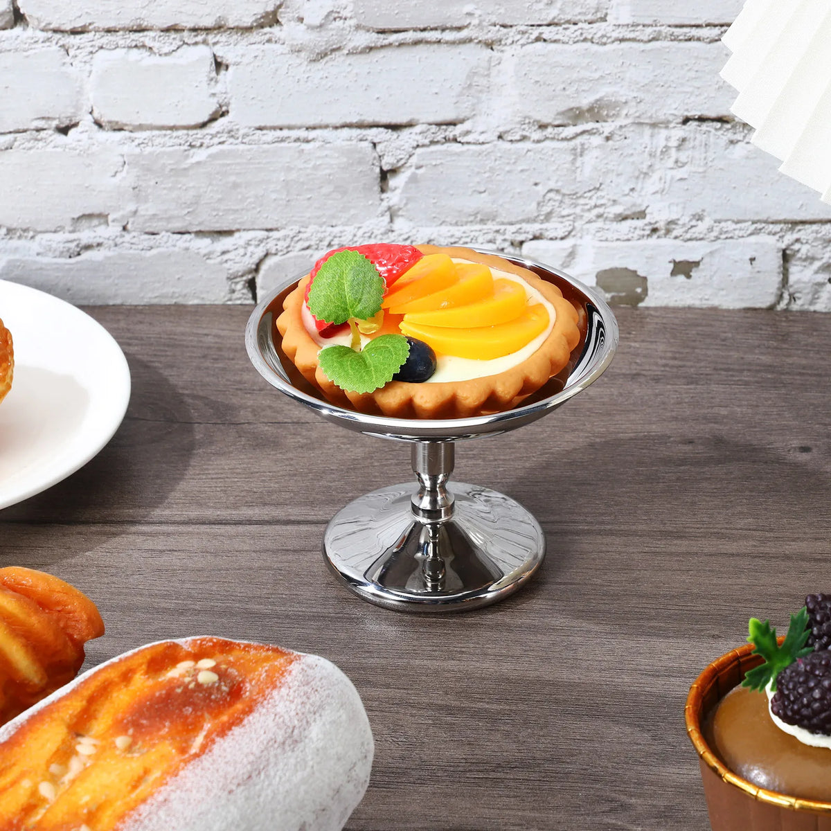 304 Stainless Steel Dessert Cup Ice Cream Cups Salad Goblet Retro High Base Bowl for Fruit Yogurt Snack Dish Bar Dinnerware